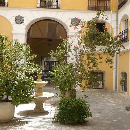 Hostal Huespedes Toledo Madrid Exterior photo