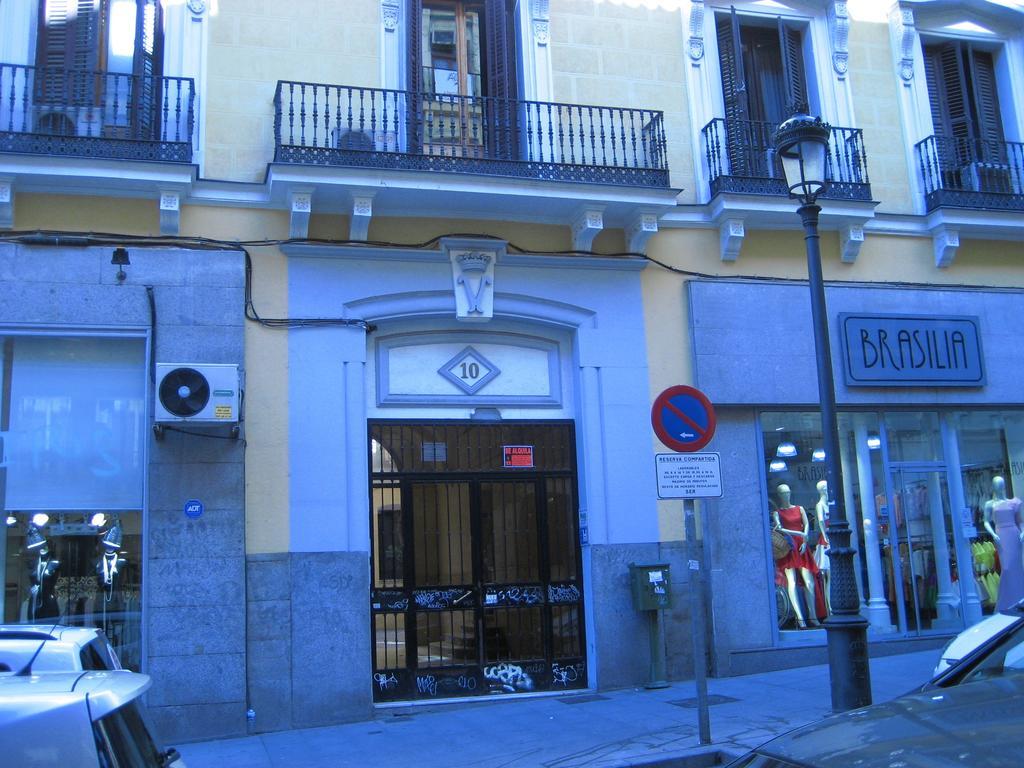 Hostal Huespedes Toledo Madrid Exterior photo