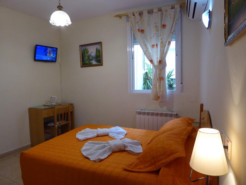 Hostal Huespedes Toledo Madrid Room photo