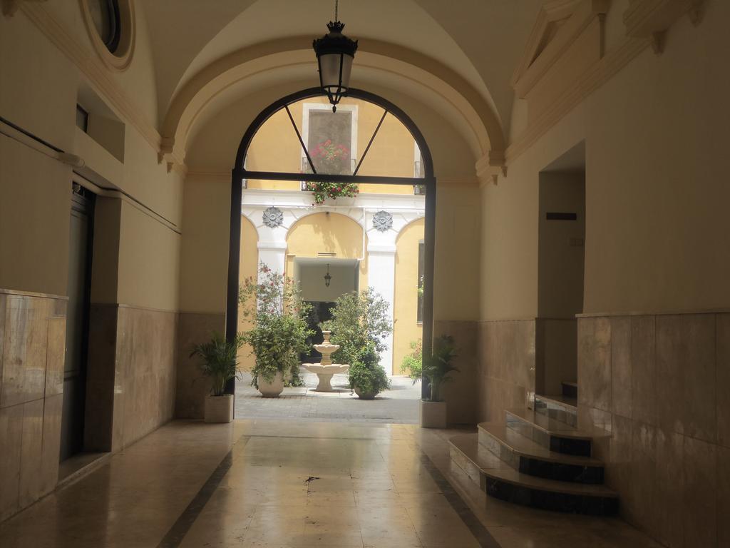 Hostal Huespedes Toledo Madrid Exterior photo